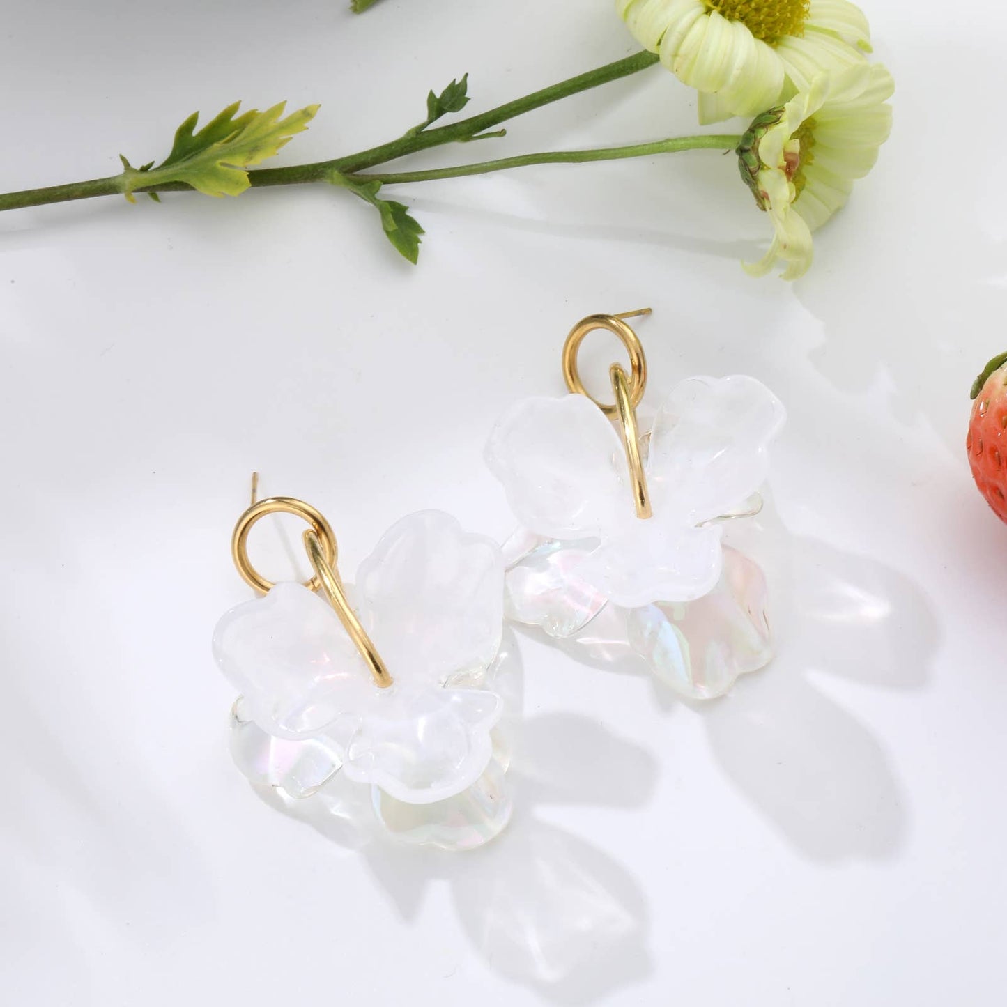 Lovelika - Brincos pendentes com pétalas - Astrid