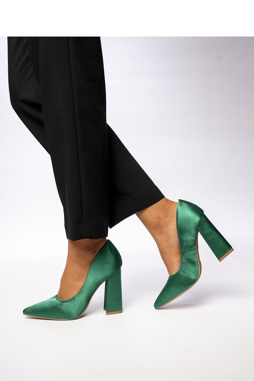Block heel pumps model 210531 Inello